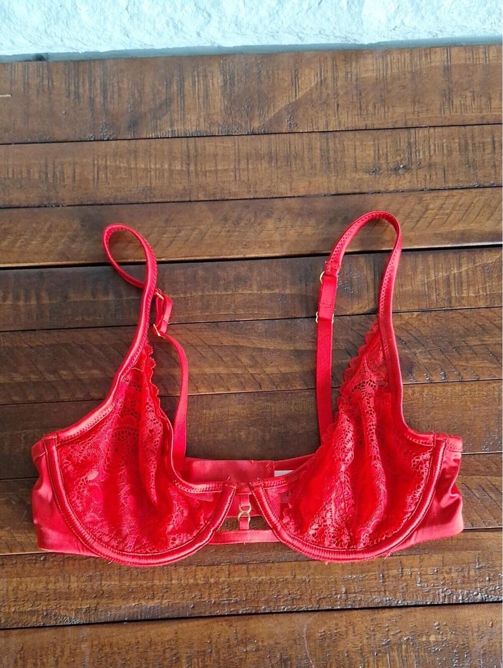 Aerie Red Lace Bra Size 32c